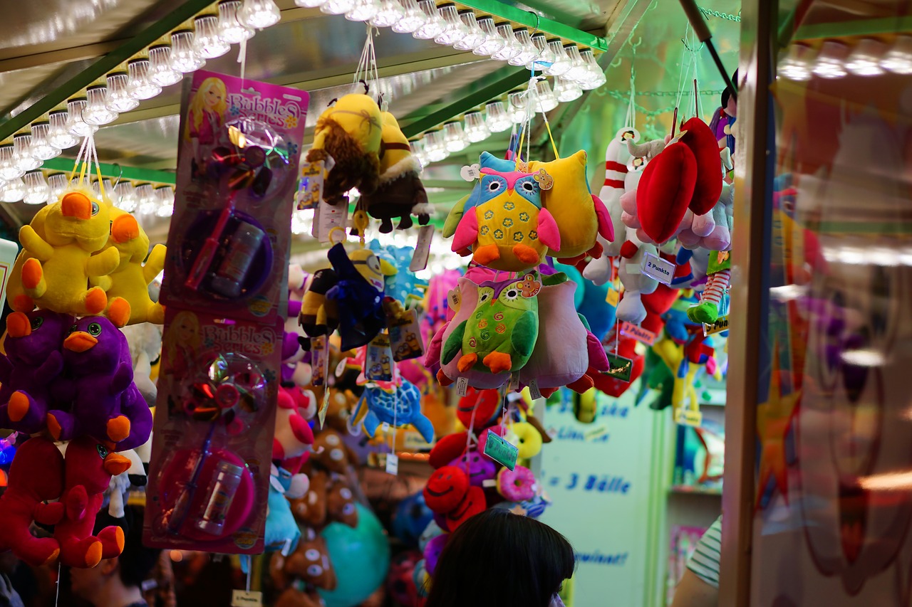 smilie fair year market free photo