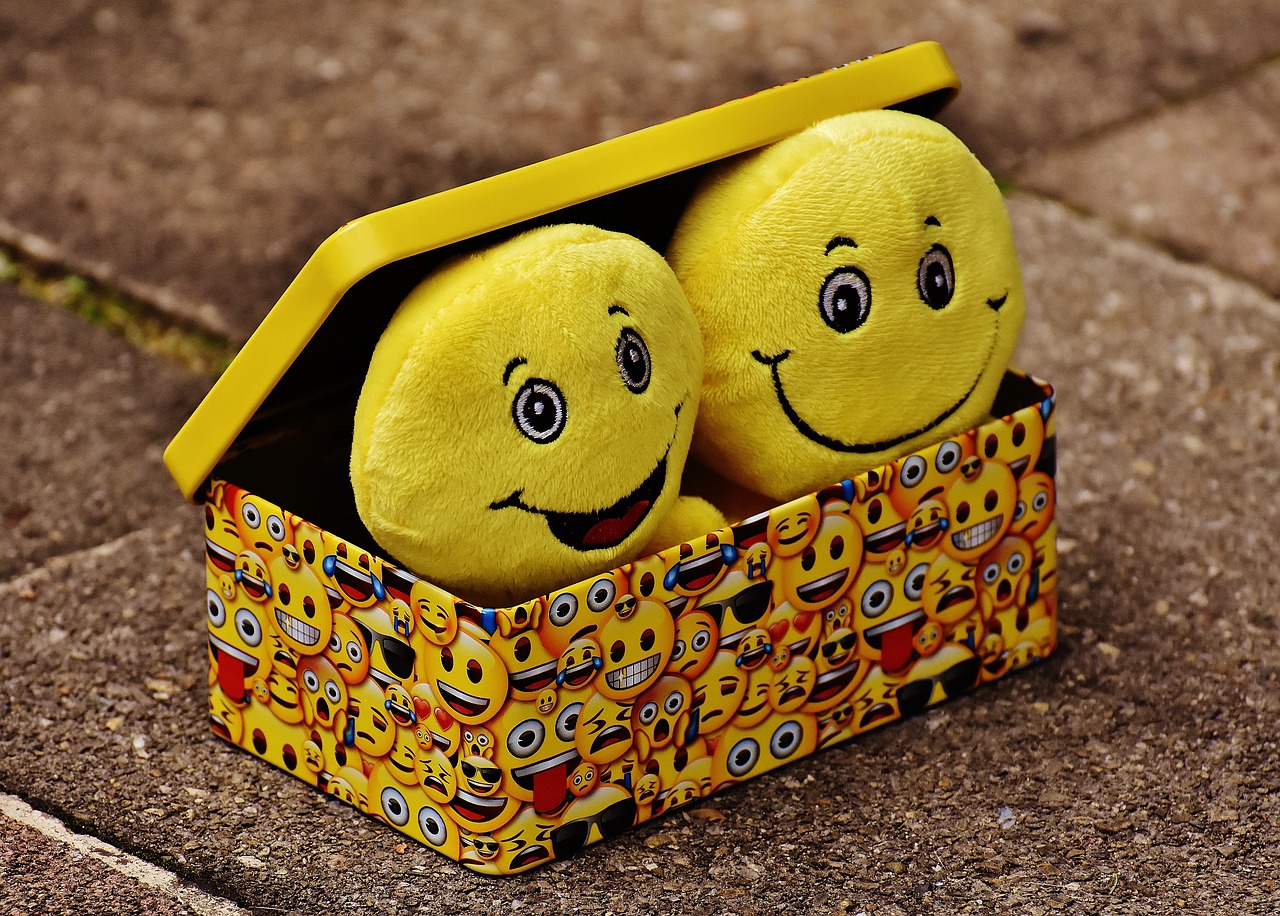 smilies yellow funny free photo