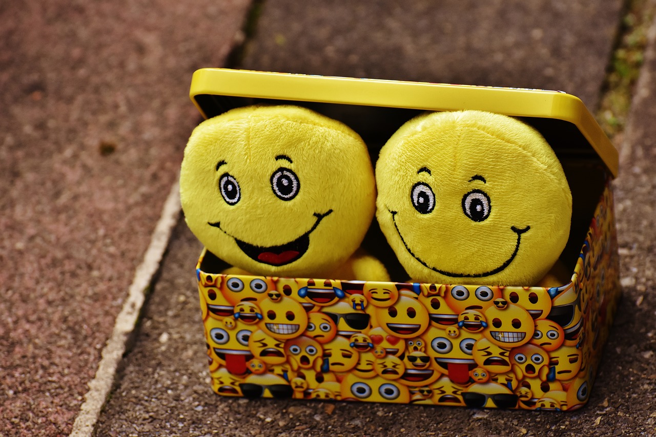 smilies yellow funny free photo