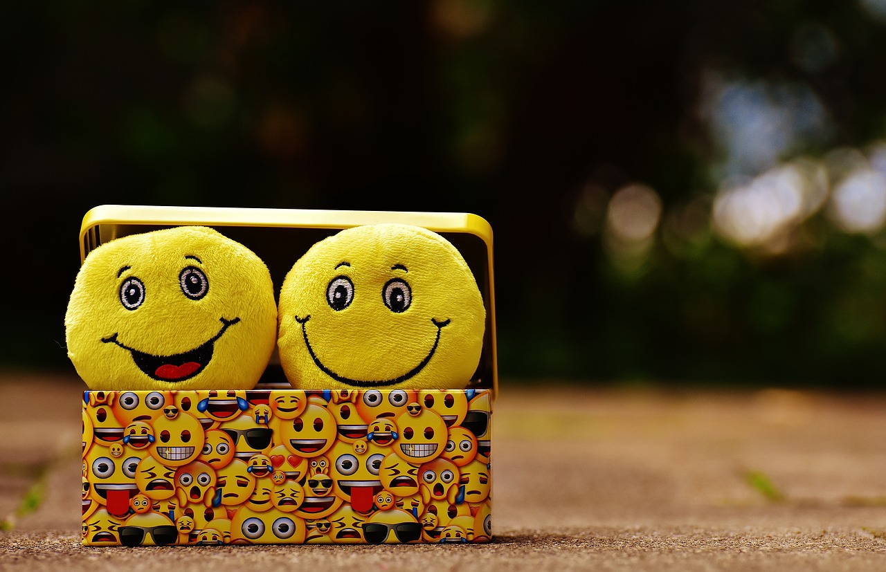 smilies yellow funny free photo