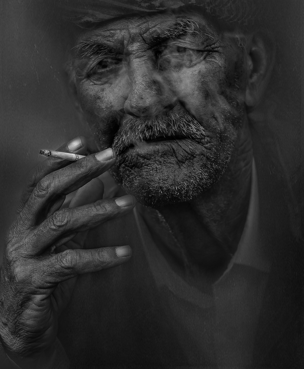smoker man smoking free photo