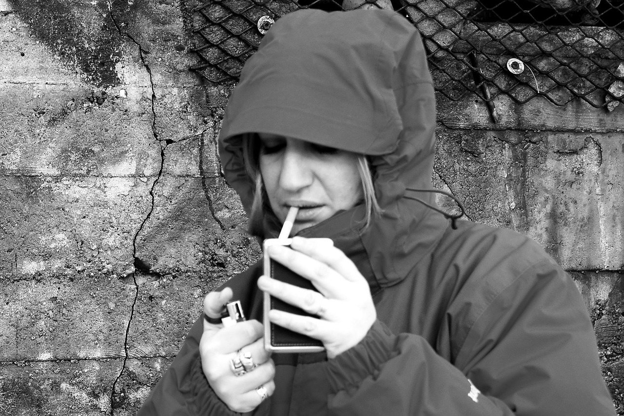 smoking portrait girl free photo