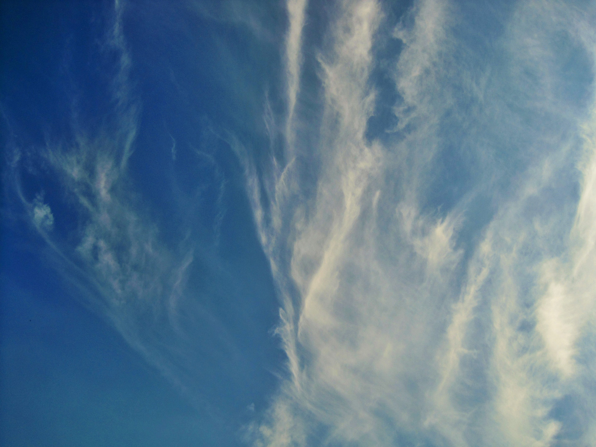 sky blue clouds free photo