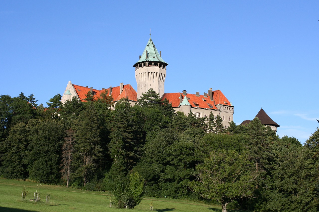 smolenice lock castle free photo