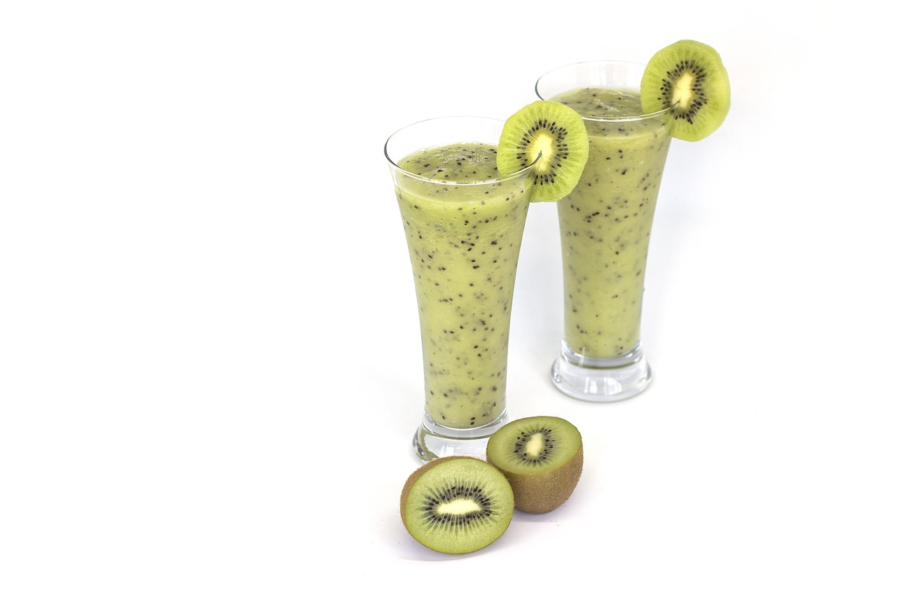 smoothie milkshake kiwi free photo