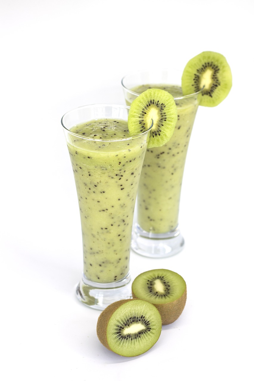 smoothie milkshake kiwi free photo