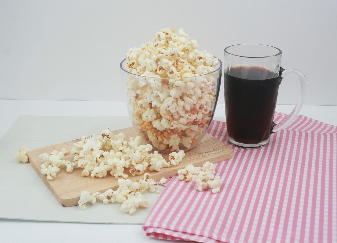 snack popcorn cola free photo