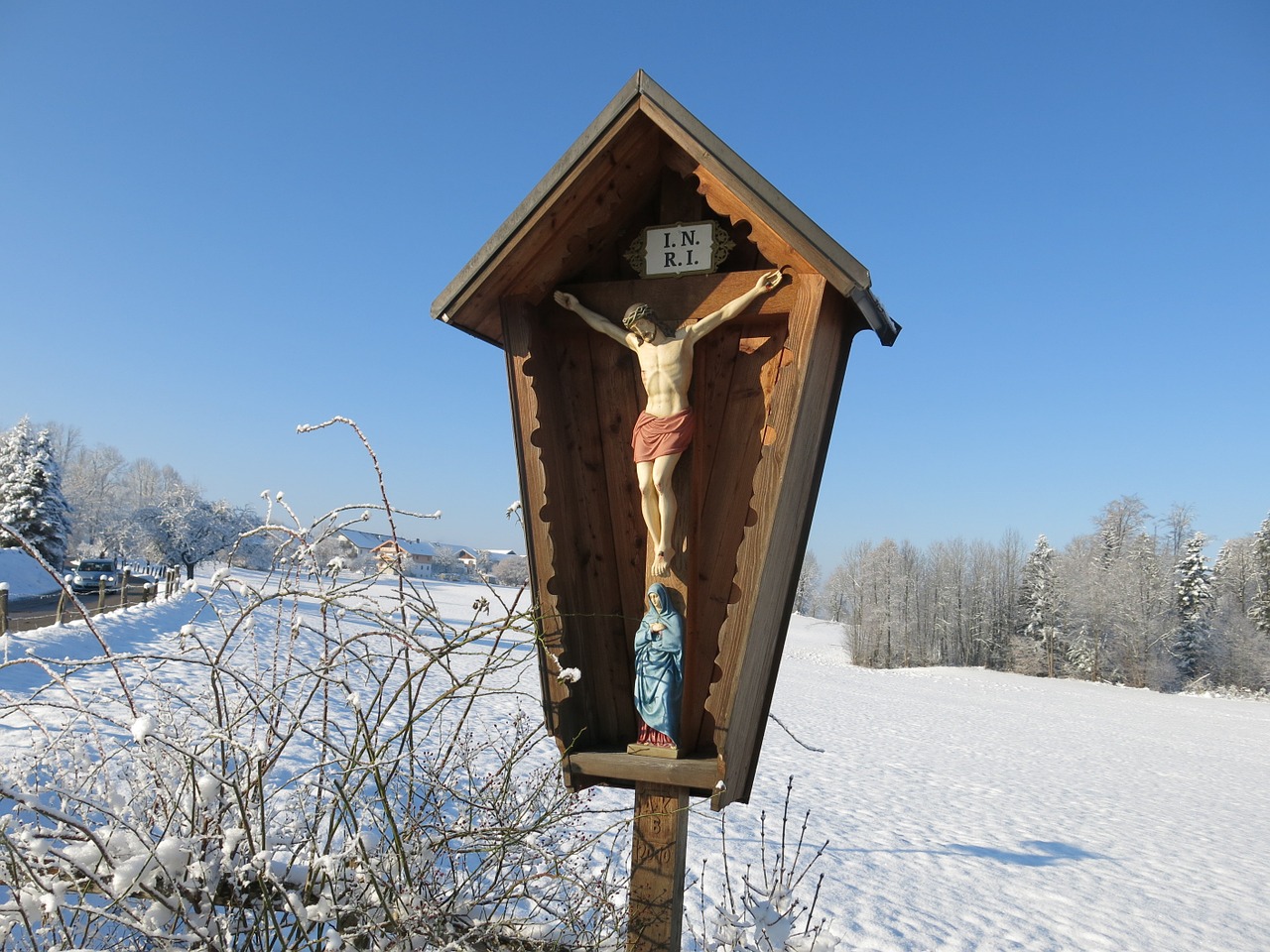 snow inri maria free photo