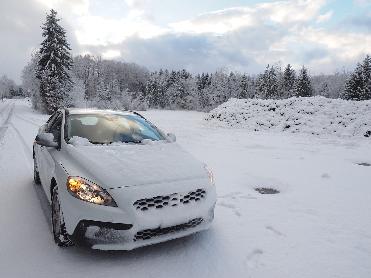 snow car volvo free photo