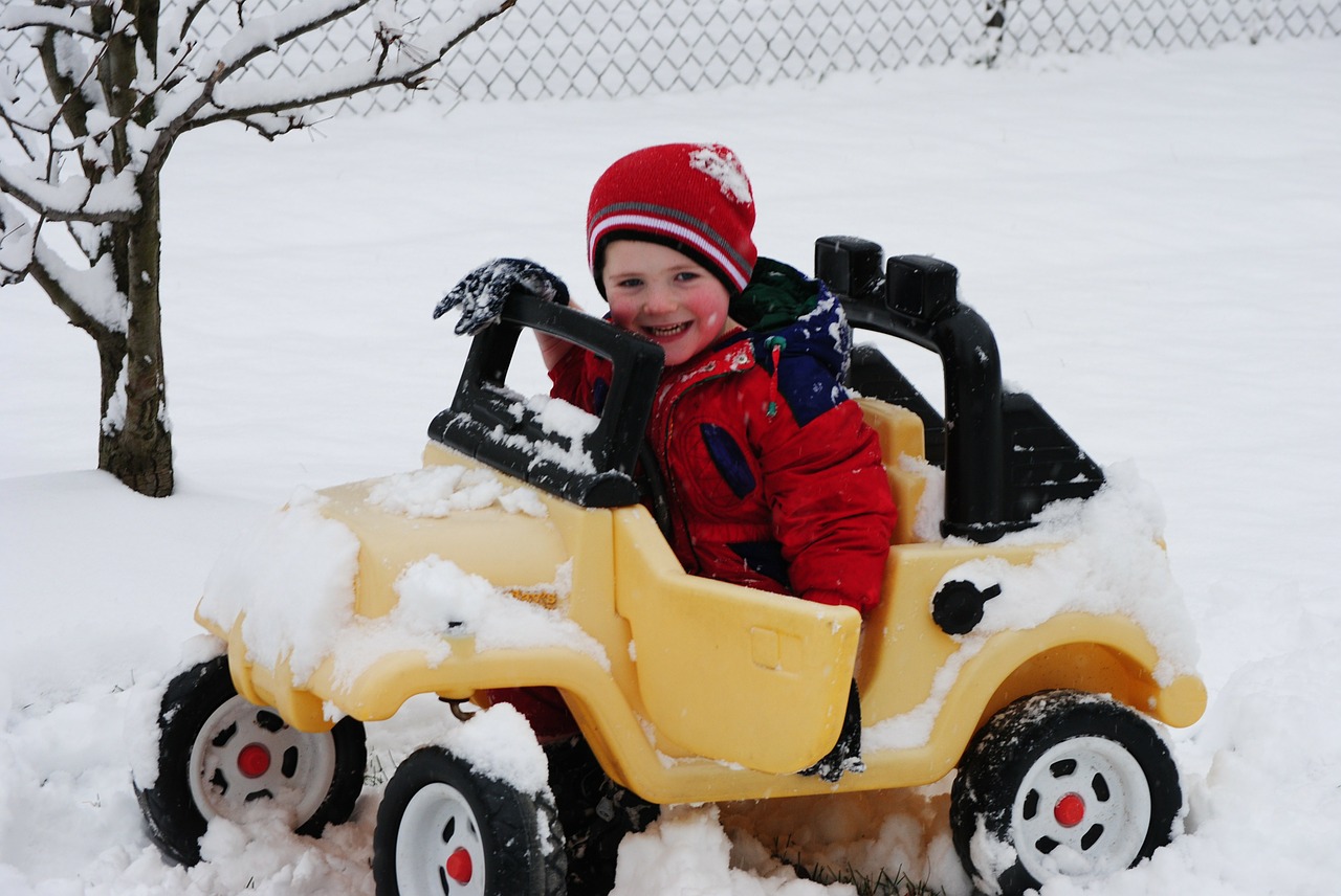 snow car child free photo