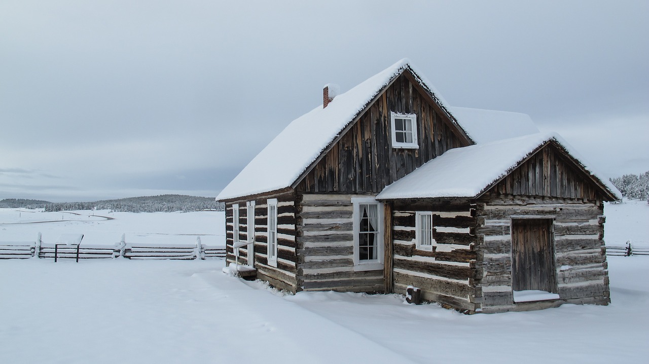 snow log cabin cabin free photo