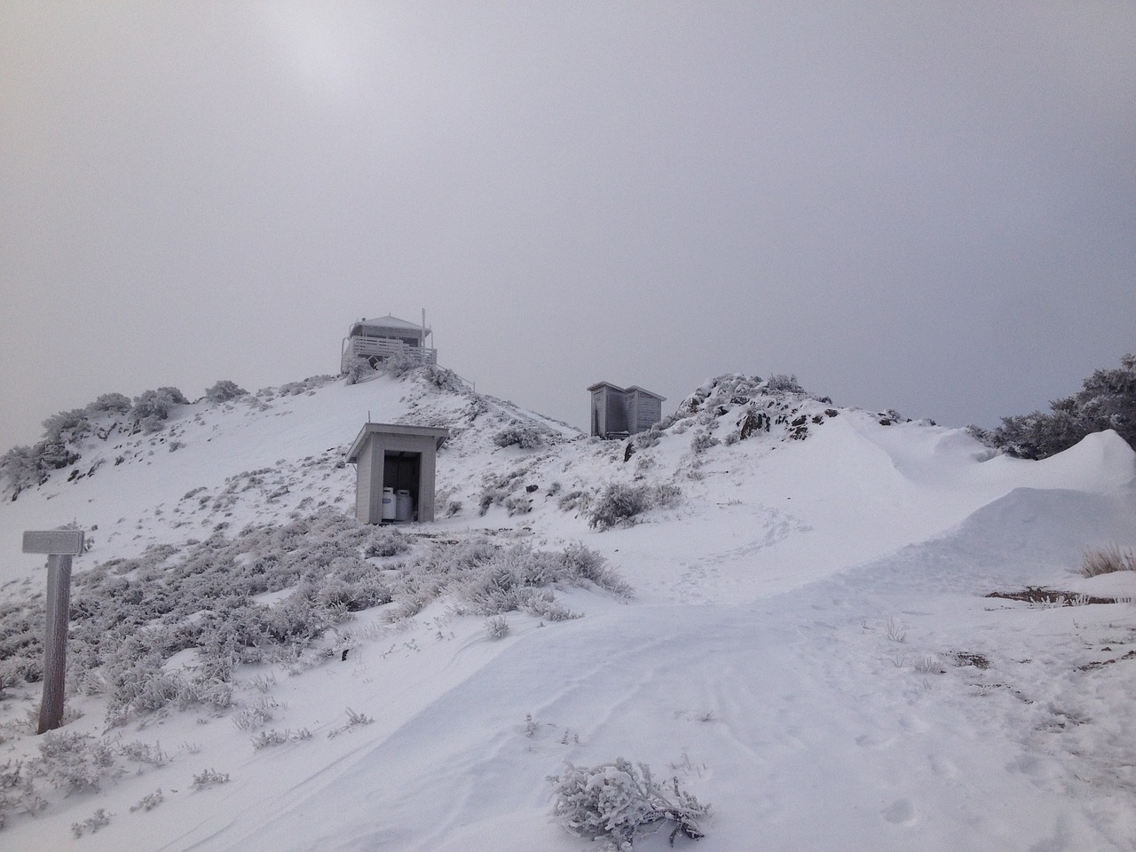 snow nevada cabin free photo