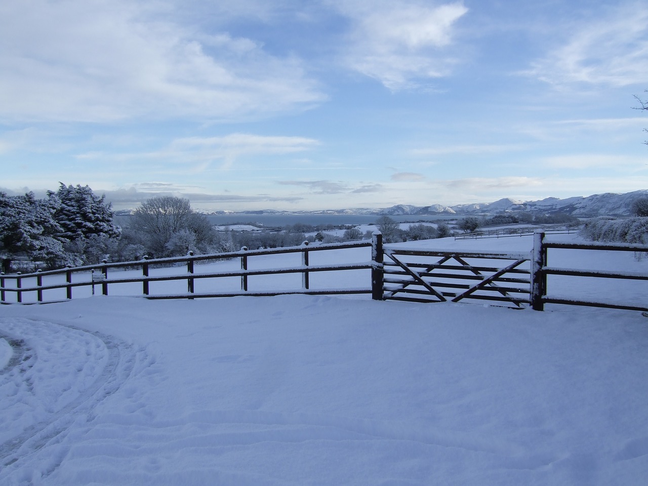 snow fence field free photo