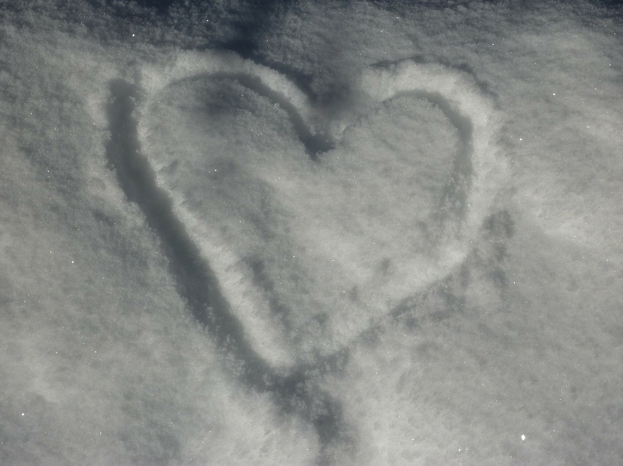 snow heart snow heart free photo