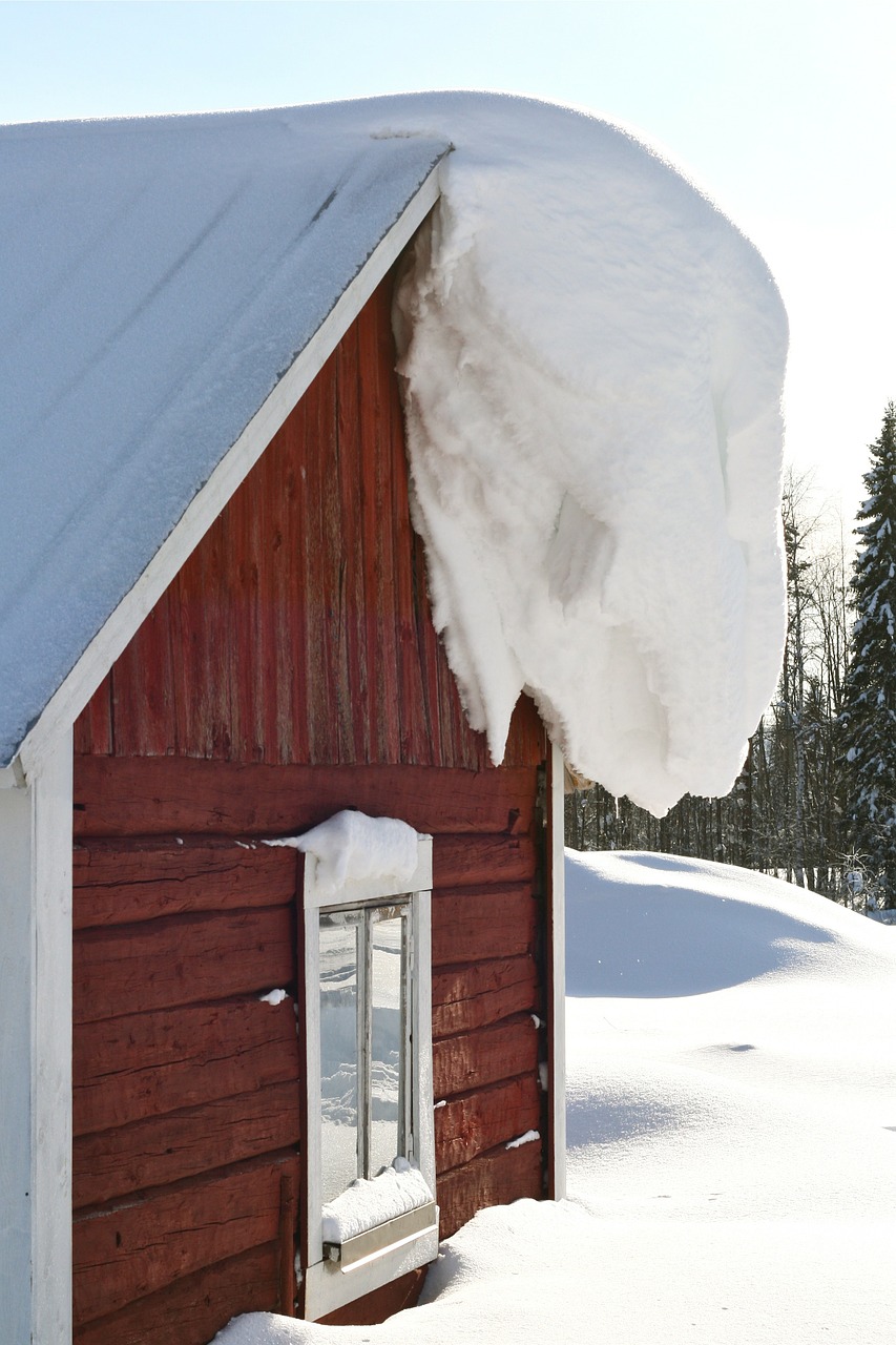 snow winter house free photo