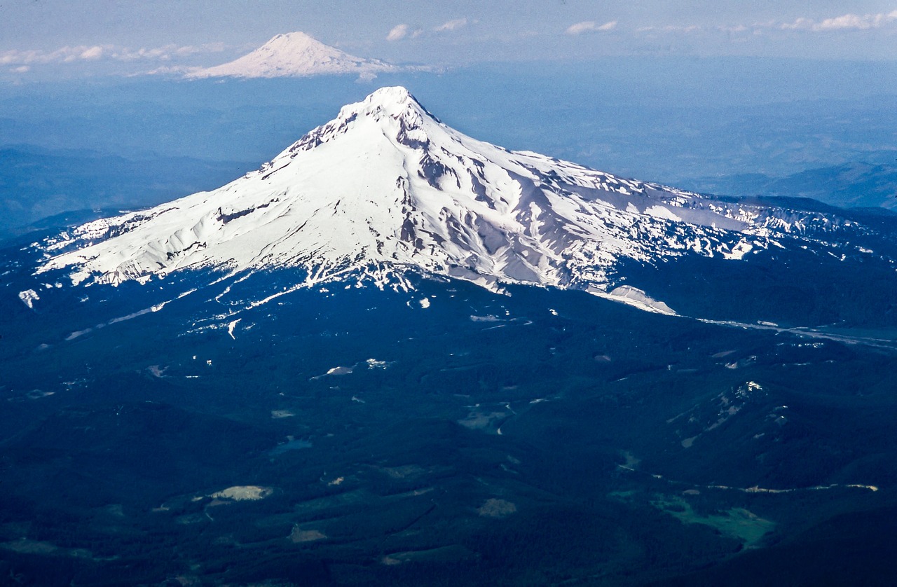 snow winter mountain free photo