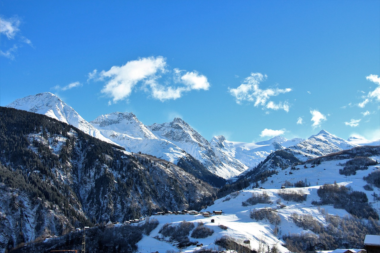 snow mountain panorama free photo