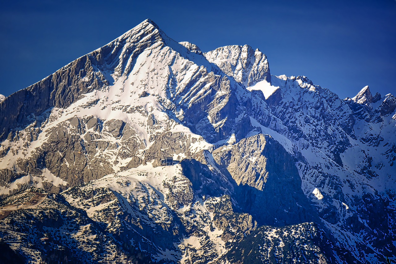 snow  mountain  panorama free photo