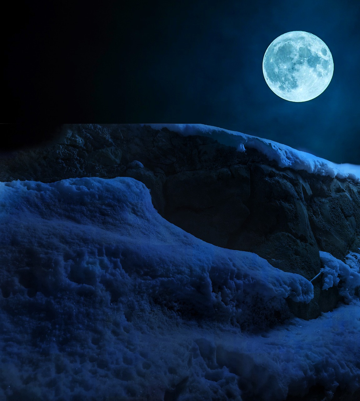 Луна зимой ночью. Луна зимой. Горы ночью. Лунная ночь. Горы на Луне.