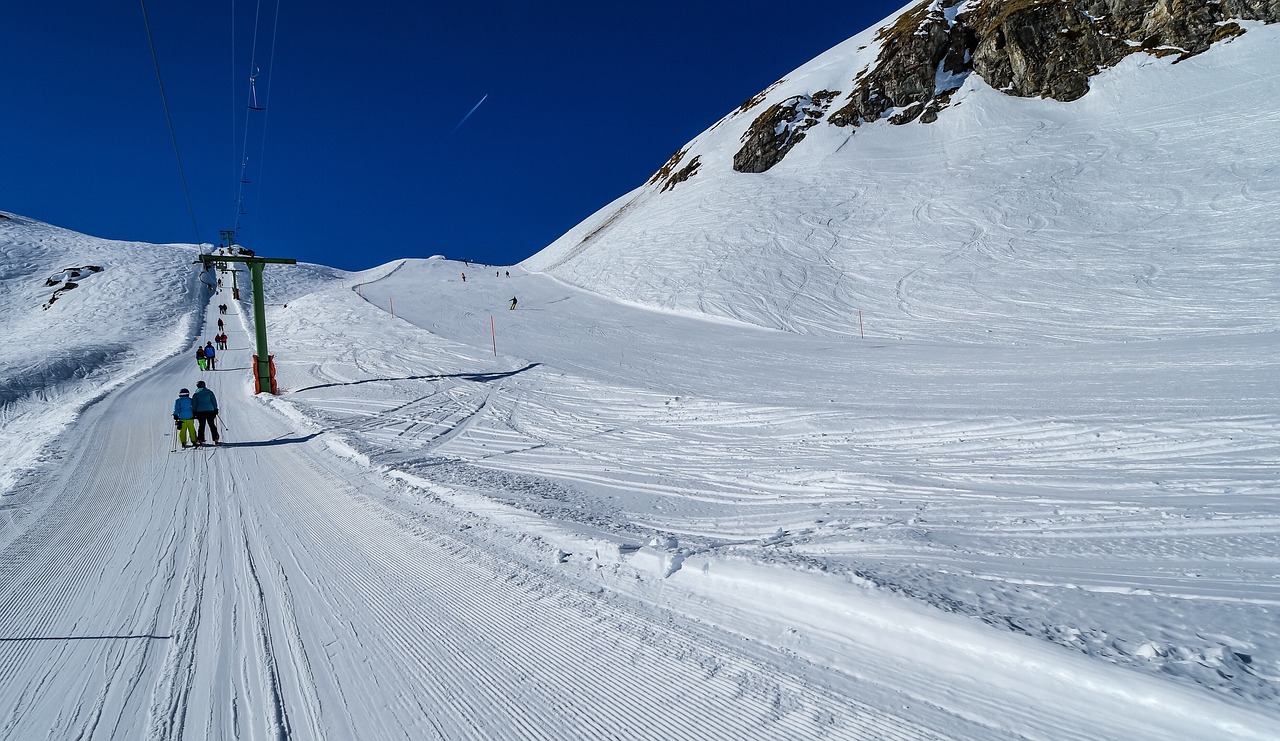 snow  ski  ski lift free photo