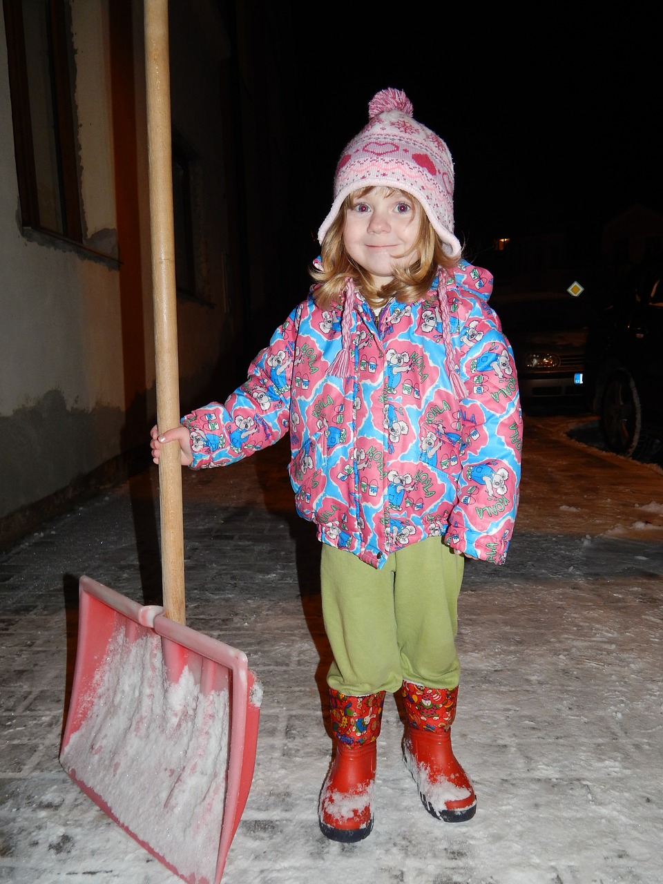 snow winter child free photo