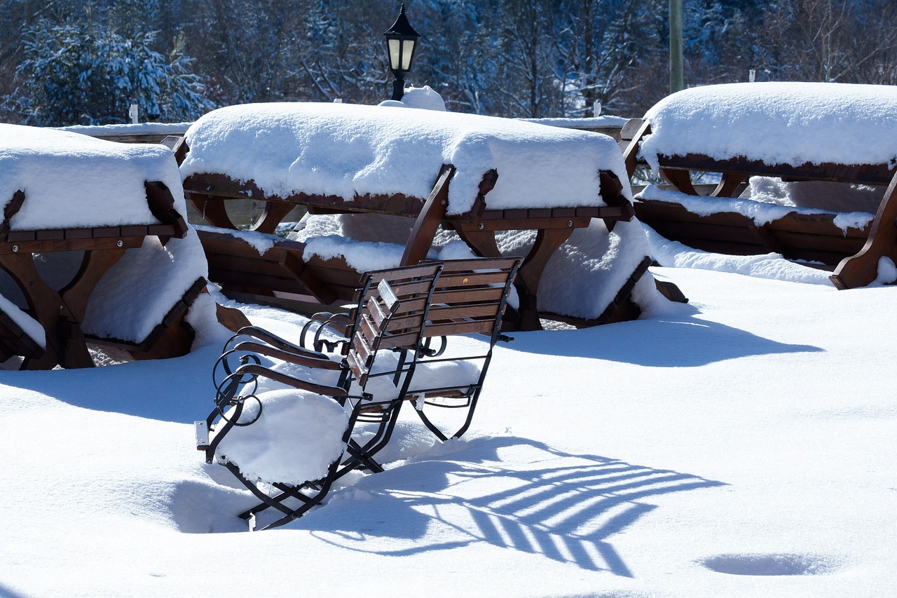 snow shadow chairs free photo