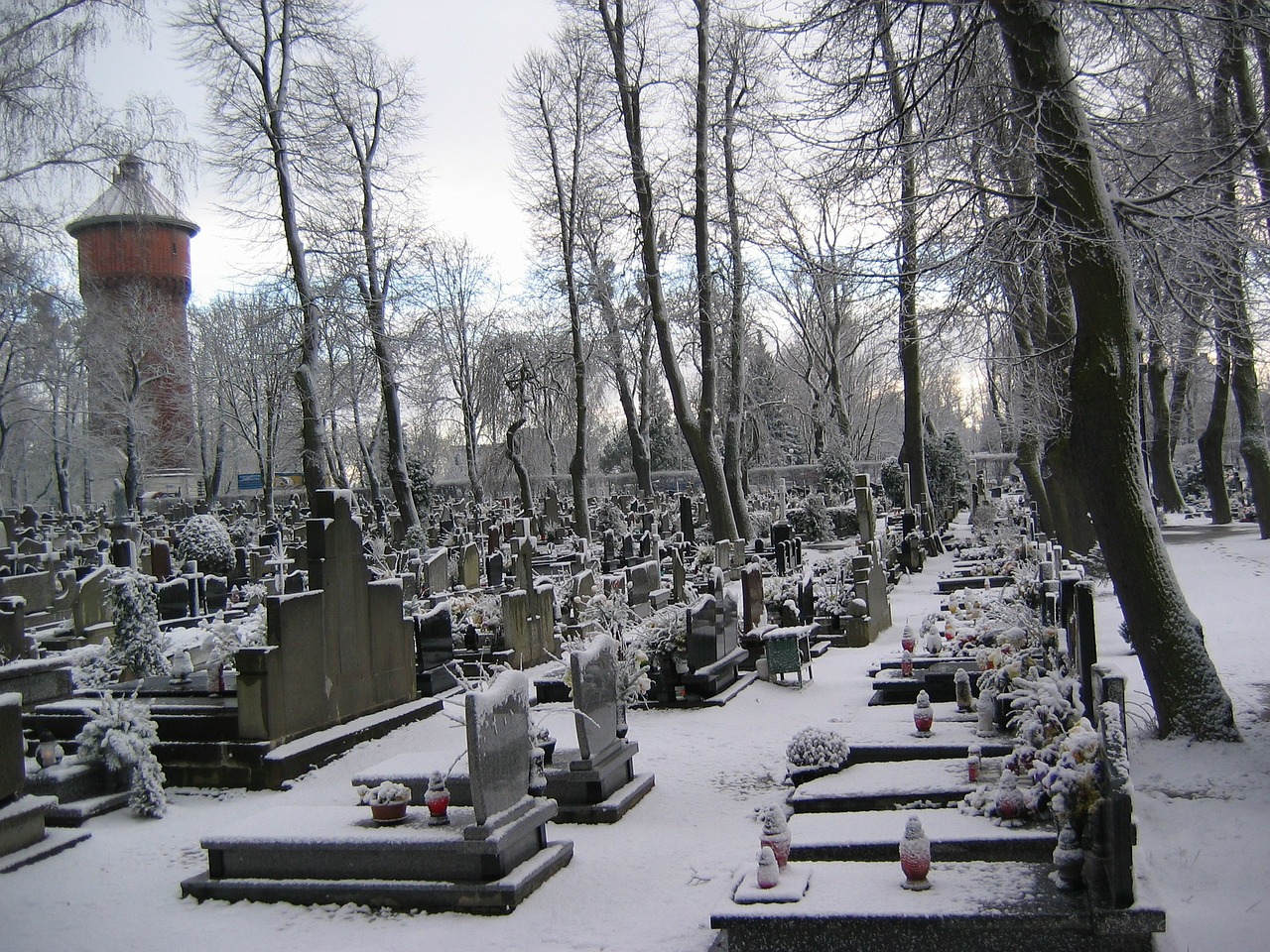 snow cemetery graves free photo