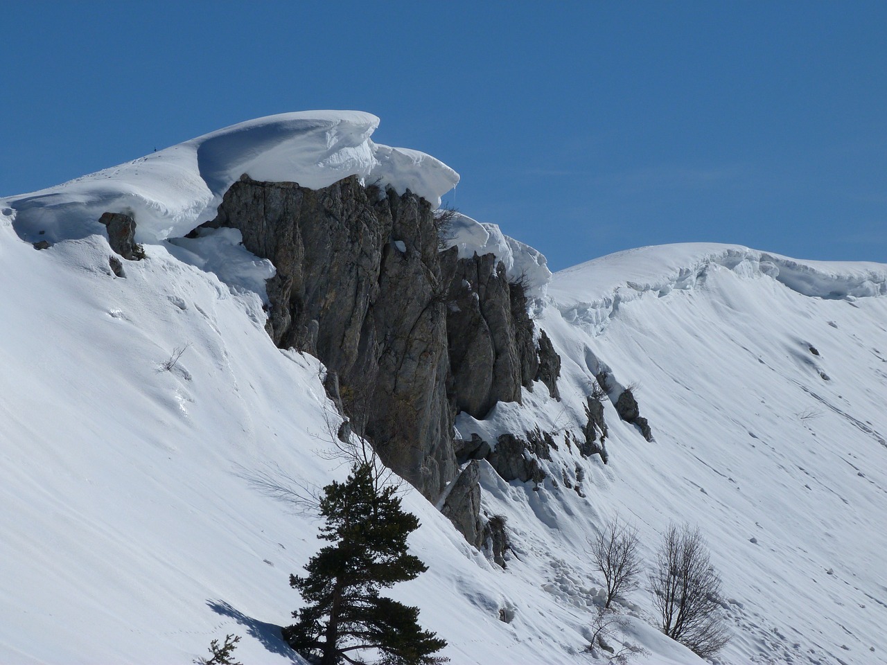 snow cornices landscape mountain free photo