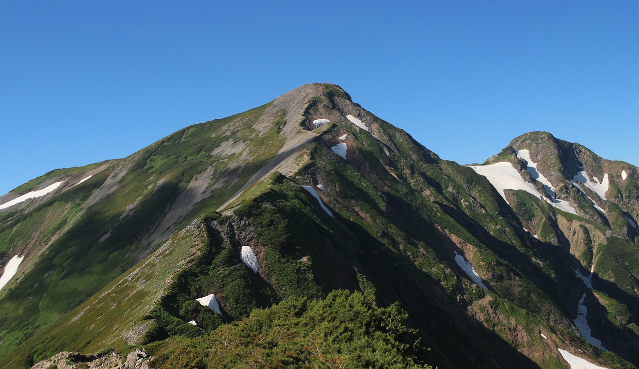 snow mountain  mountain climbing  japan free photo