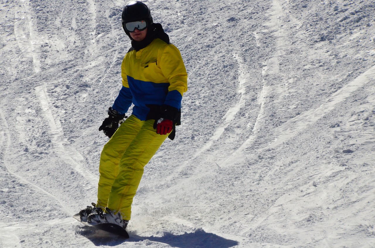 winter sports snowboard mountain free photo