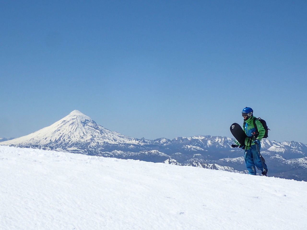 snowboard snowboarding mountain free photo