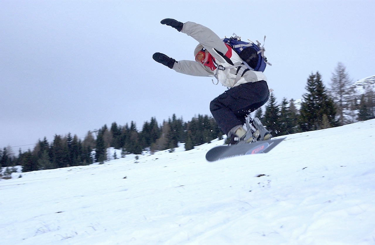 snowboarding snow winter free photo