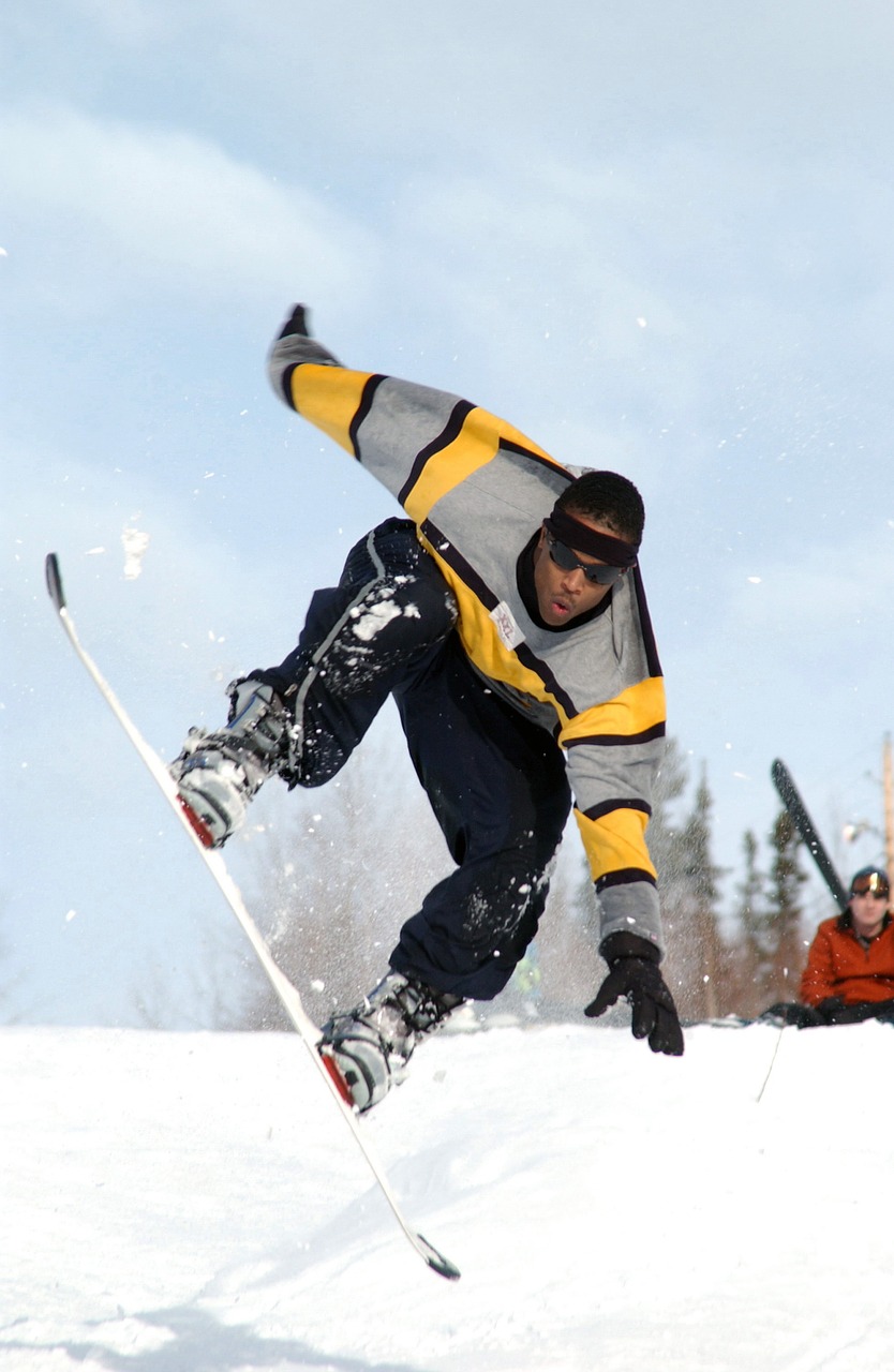 snowboarding snowboarder sport free photo