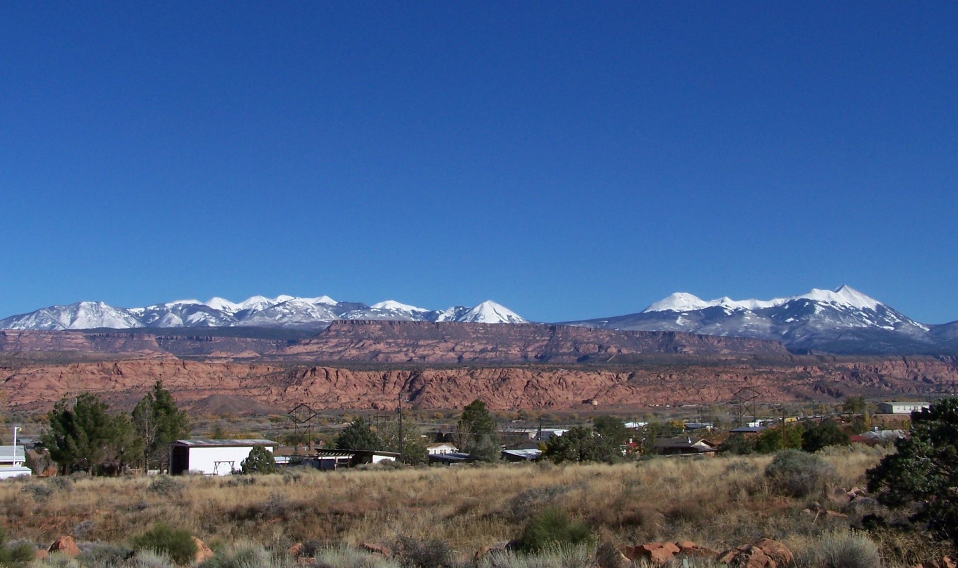 snowcapped mountains lasals moab free photo