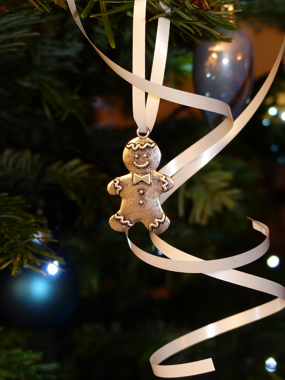 snowman  gingerbread  maennele free photo