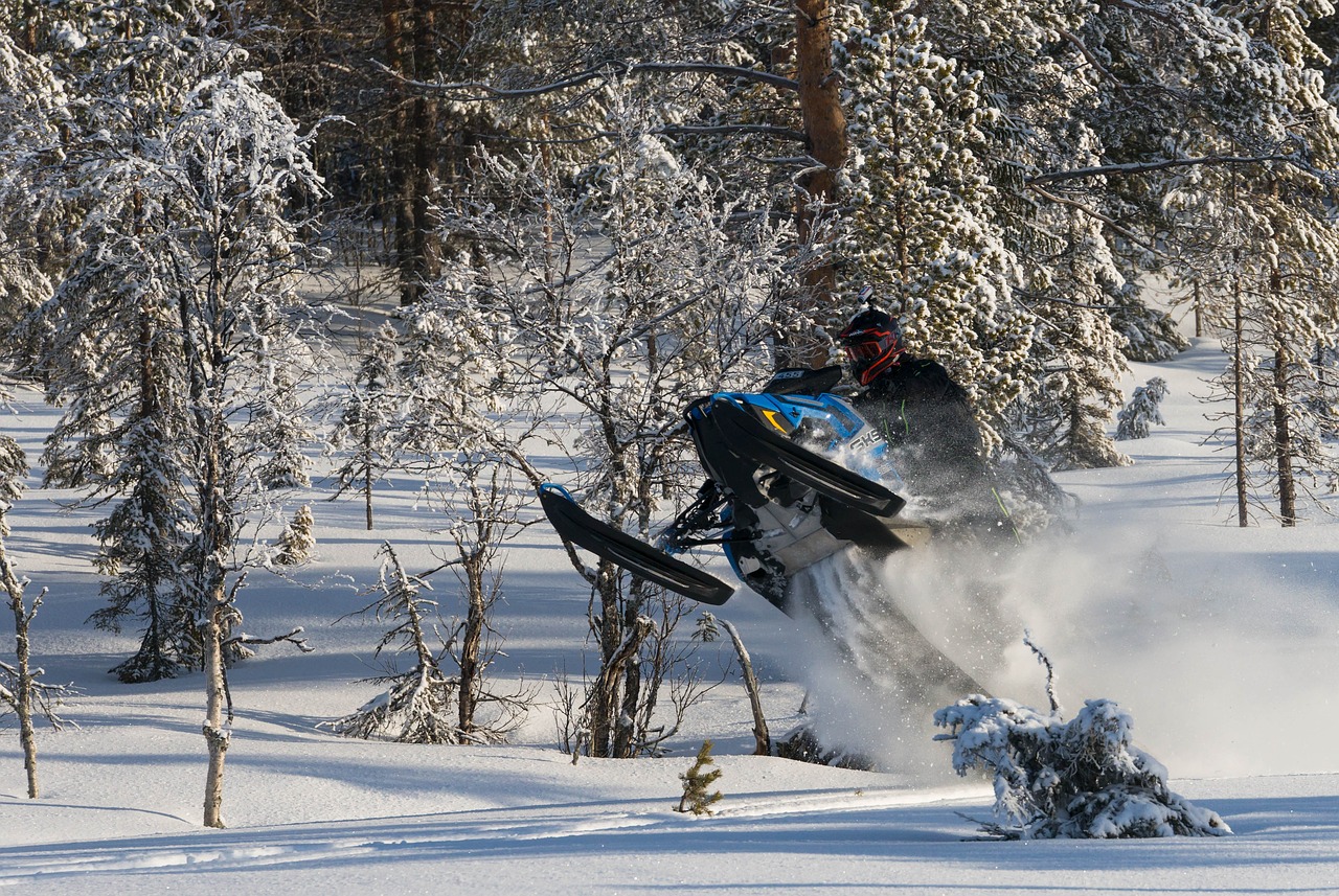 snowmobile snow free pictures free photo