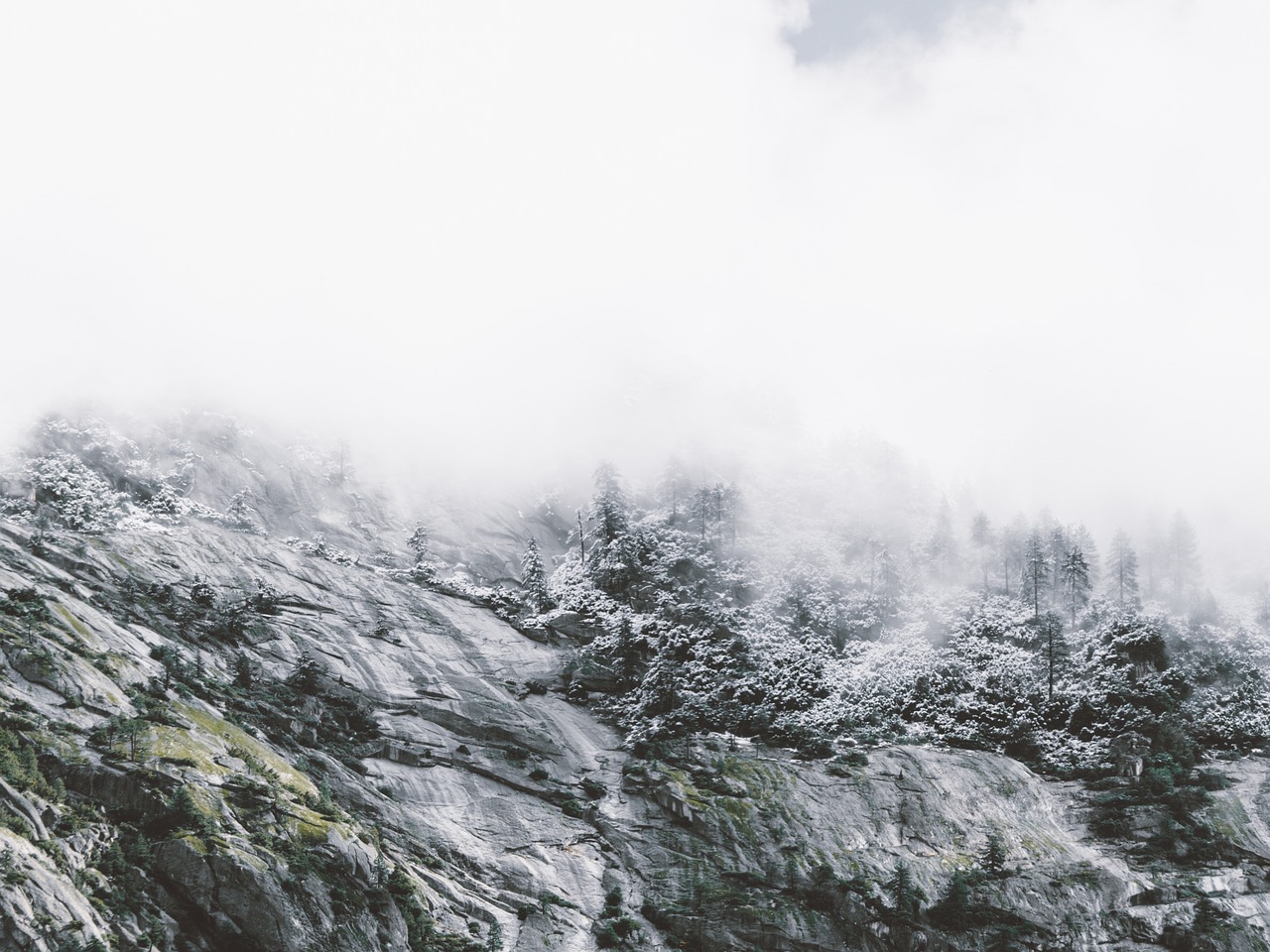 snowy mountains cloudy snow free photo