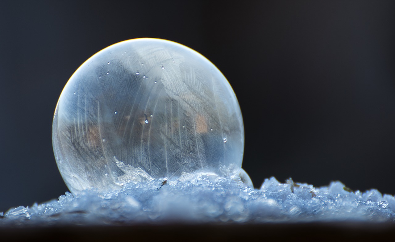 soap bubble ice seifenblase frozen free photo