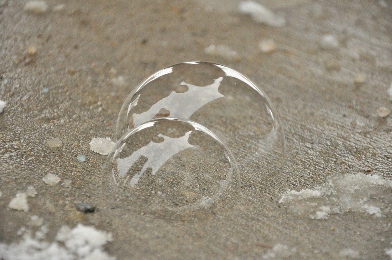 soap bubble bubble winter free photo