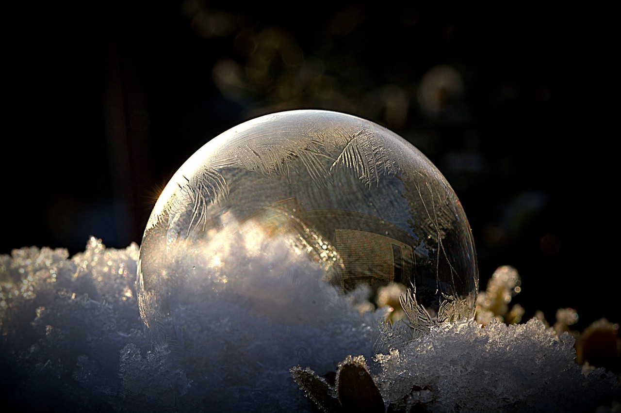 soap bubbles frozen frozen bubble free photo