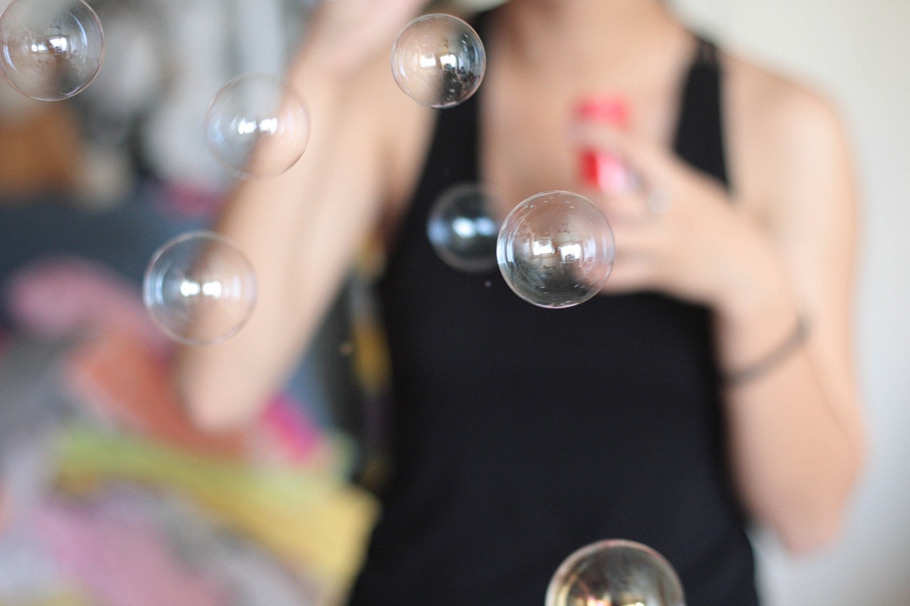 soap bubbles bubbles sphere free photo