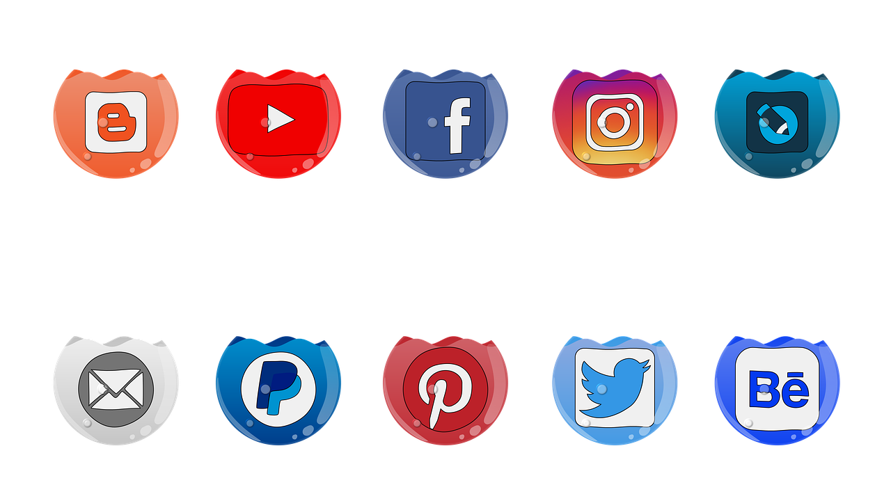 social  mass media  icons free photo