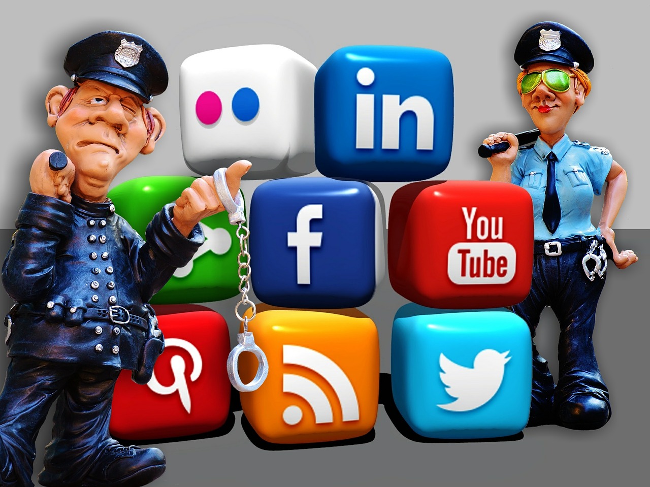 social media internet security free photo