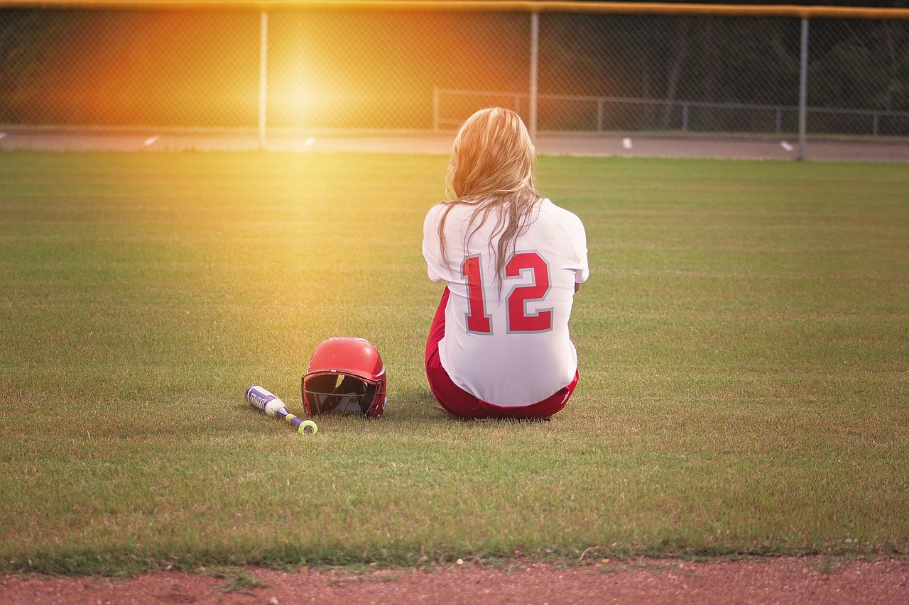 softball player girl free photo