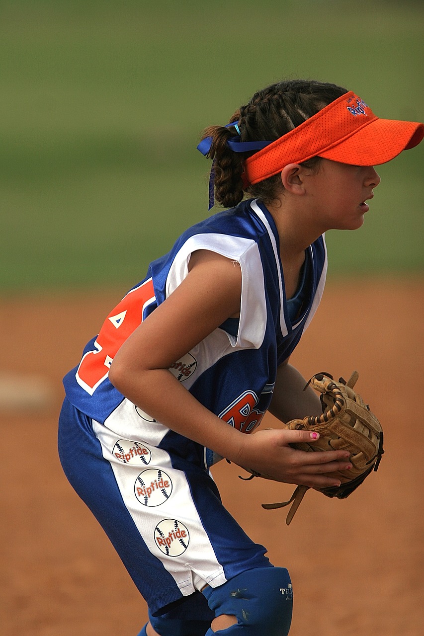 softball player female free photo