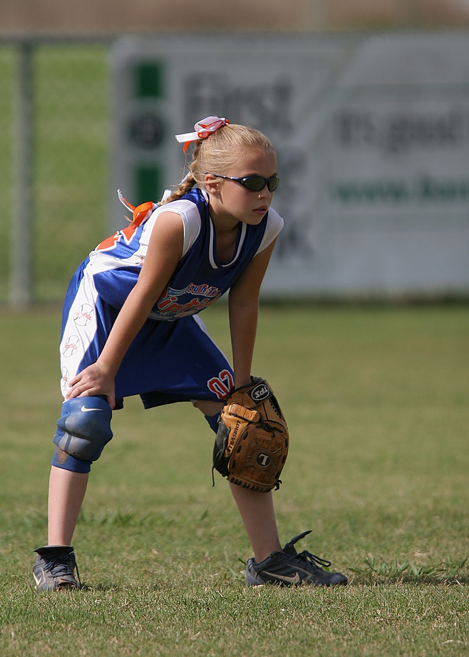 softball fielder female free photo