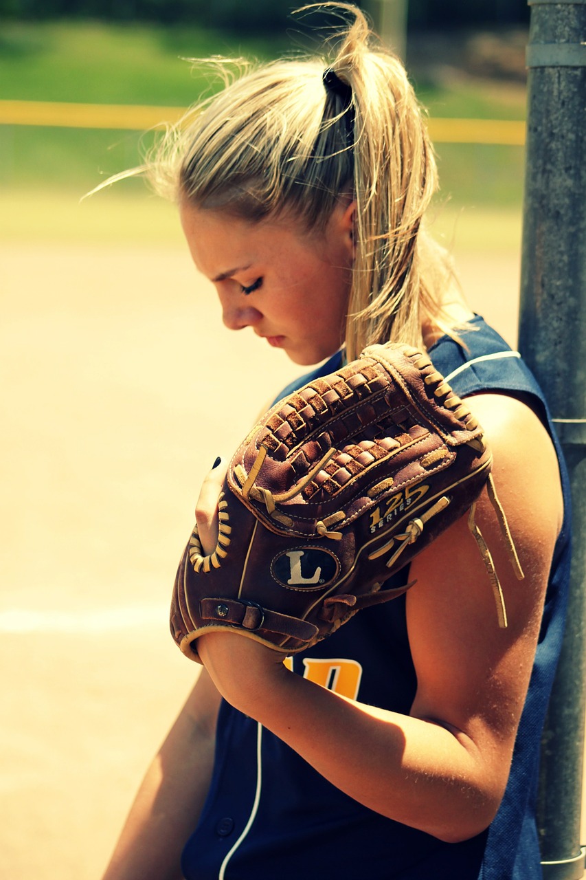 softball girl young free photo