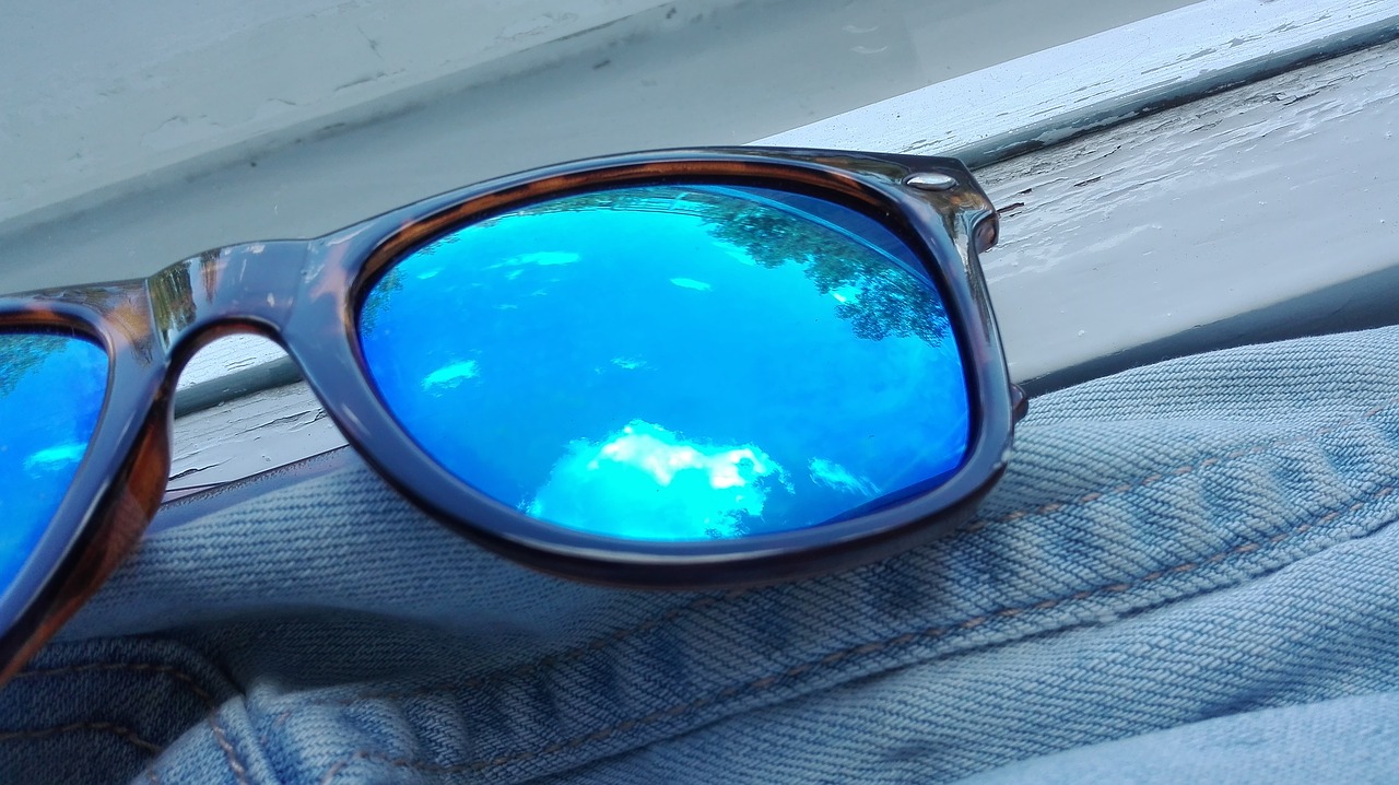 solar glasses summer free photo