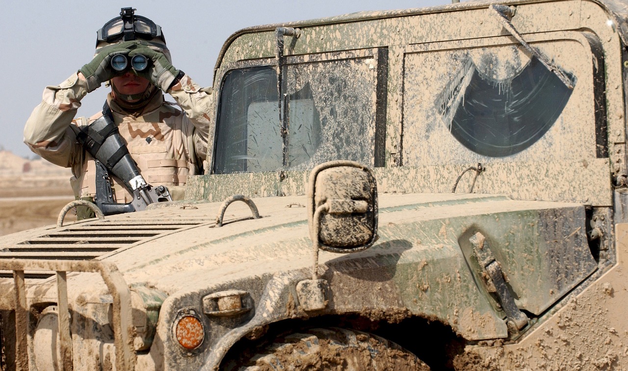 soldier jeep military free photo
