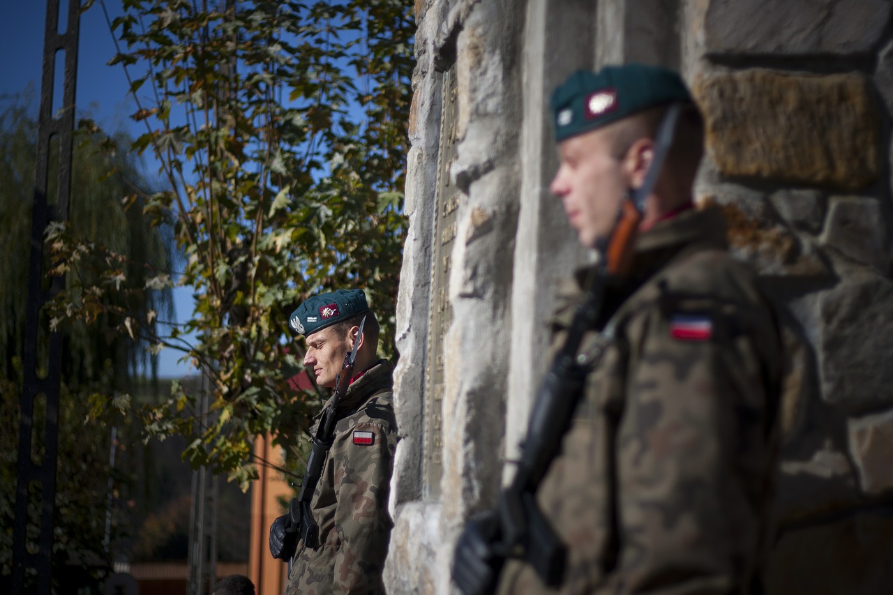 soldier army poland free photo